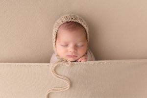 baby-posed-photo-newborn