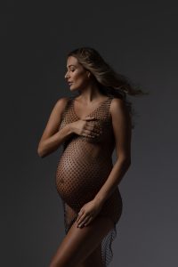 pregnancy-maternity-studio-photographer