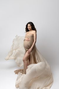 maternity-photo-studio-silk-high-end
